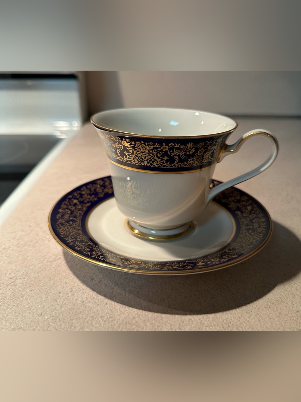 Noblesse
by NORITAKE  Footed Cup and Saucer Set